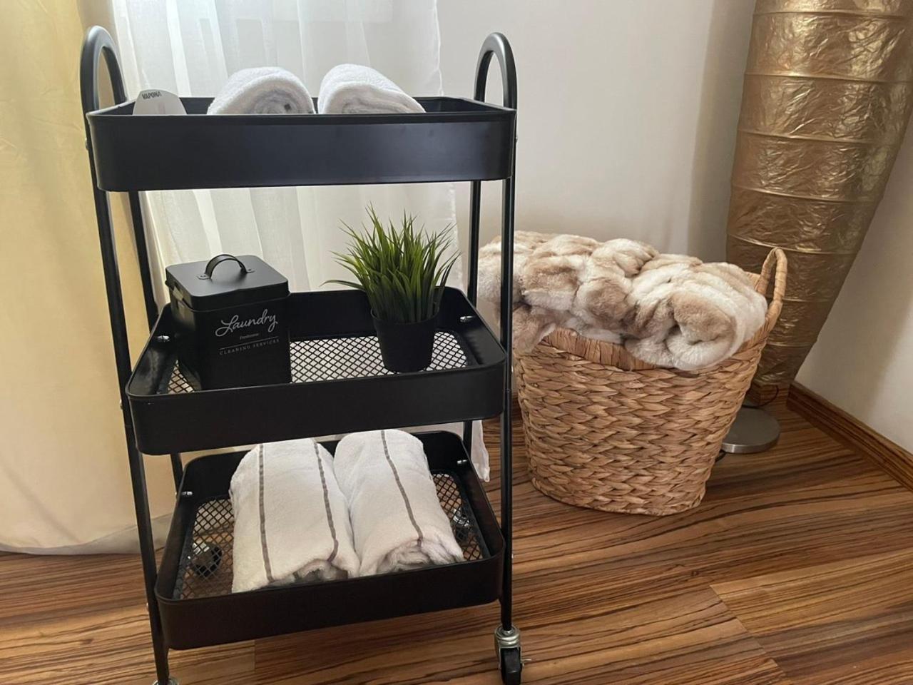 Cocomelo Apts 3 Luxury Iráklio Kültér fotó
