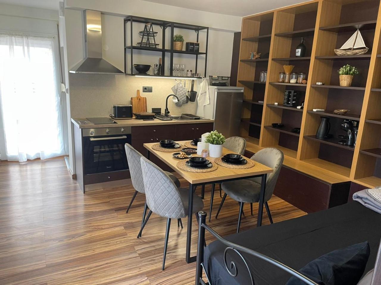 Cocomelo Apts 3 Luxury Iráklio Kültér fotó